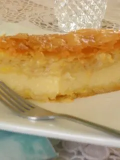 Galaktoboureko pastry image