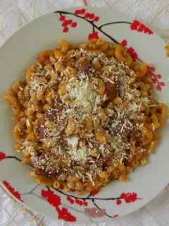 Htapodi me makaronaki kofto image