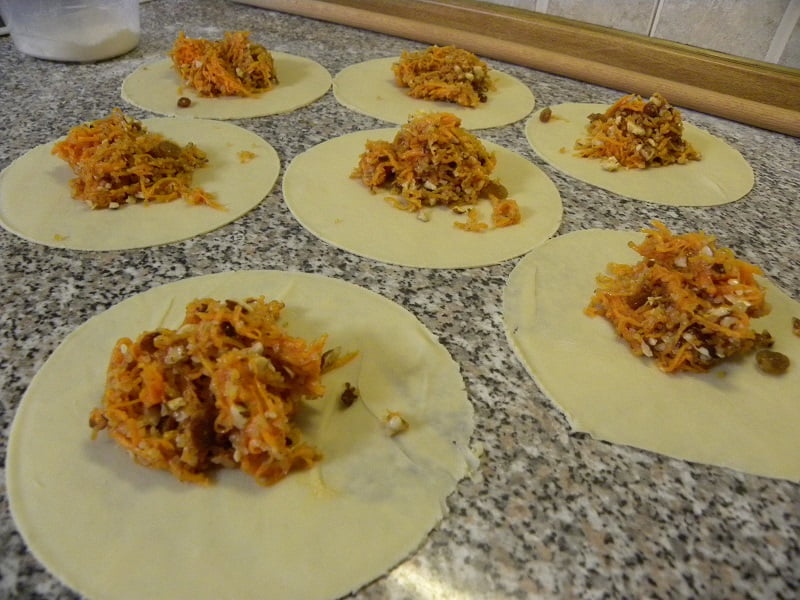 Making kolokotes picture