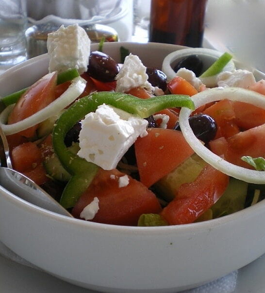 Horiatiki Salata (Greek Salad)