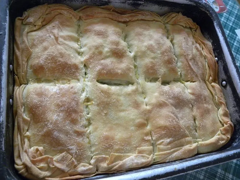Spanakopita with phyllo choriatiko image