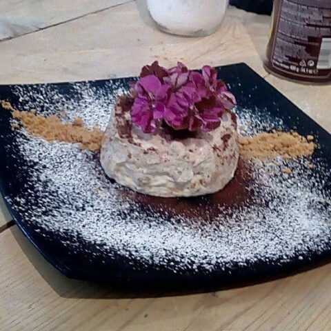 Yiaourtoglyko from a cooking class image
