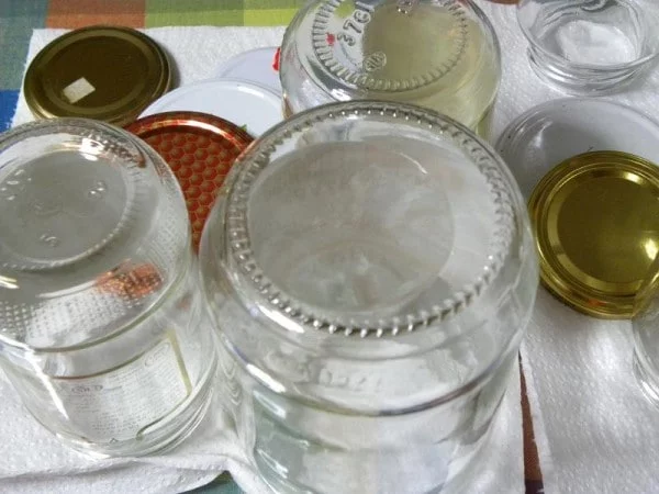 How to sterilize jars