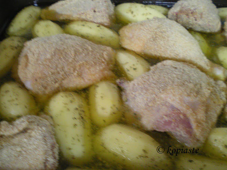 preparing-kotopoulou-pane