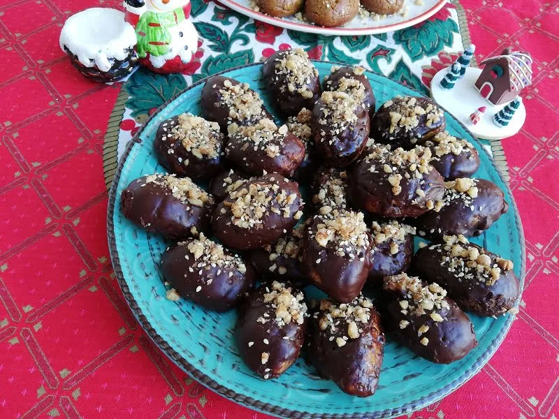 Chocolate melomakarona image