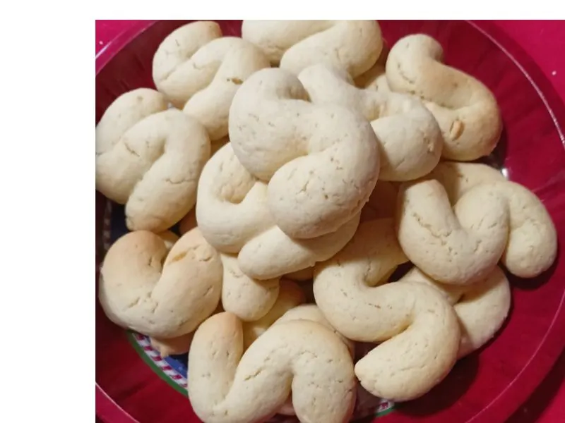 Koulourakia Signa with no stripes image