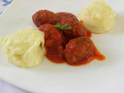 Soutzoukakia