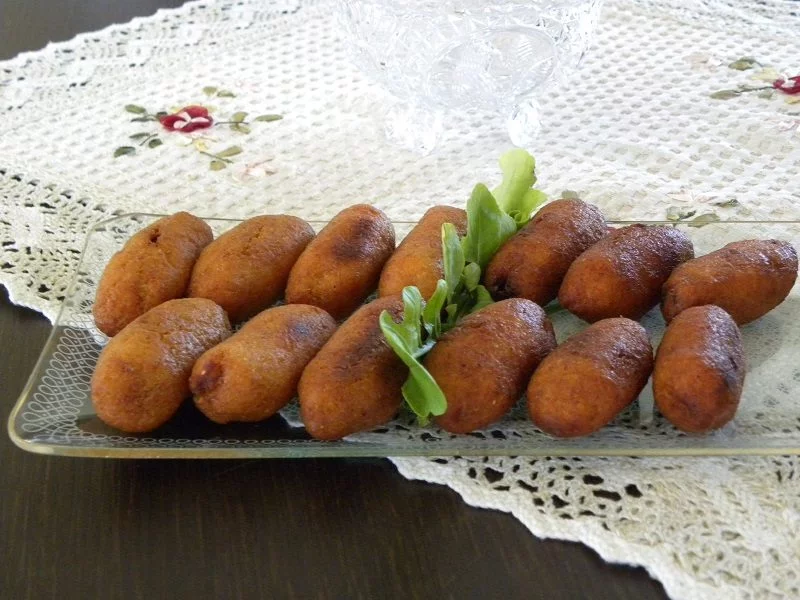 Koupes filled with Mushrooms image