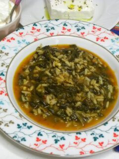 Spanakoryzo spinach with feta and Greek yoghurt image
