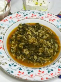 Spanakoryzo spinach with feta and Greek yoghurt image