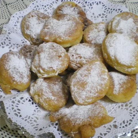 akoumia doughnuts image