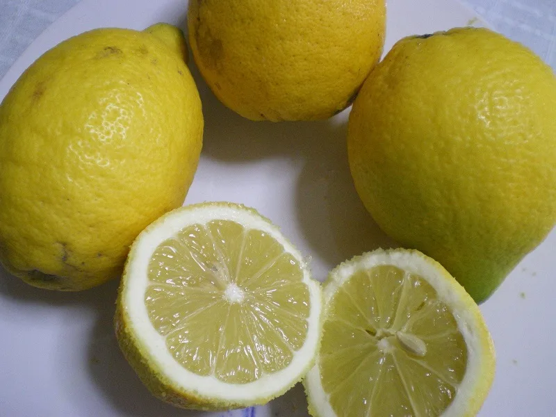 Lemons image