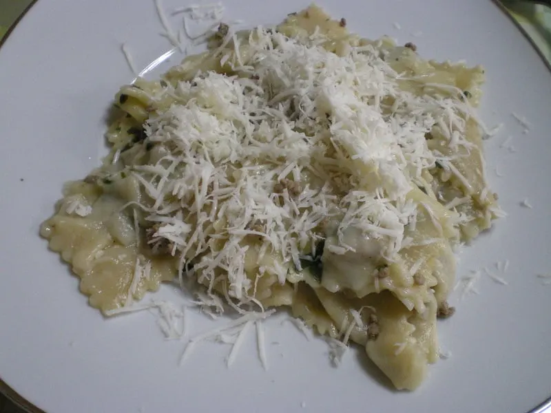 Kaloirka Beef Ravioli image