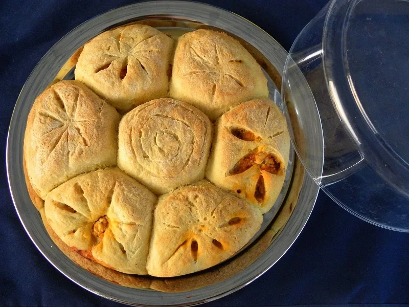 Bolognese and feta filled bread image