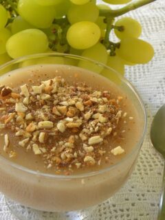 Moustalevria with white grapes image