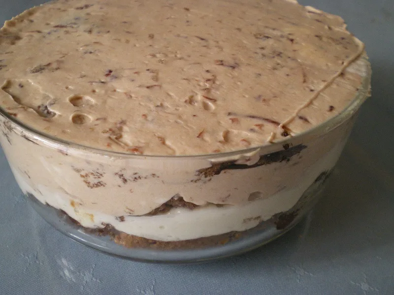 Trifle in a bowl image