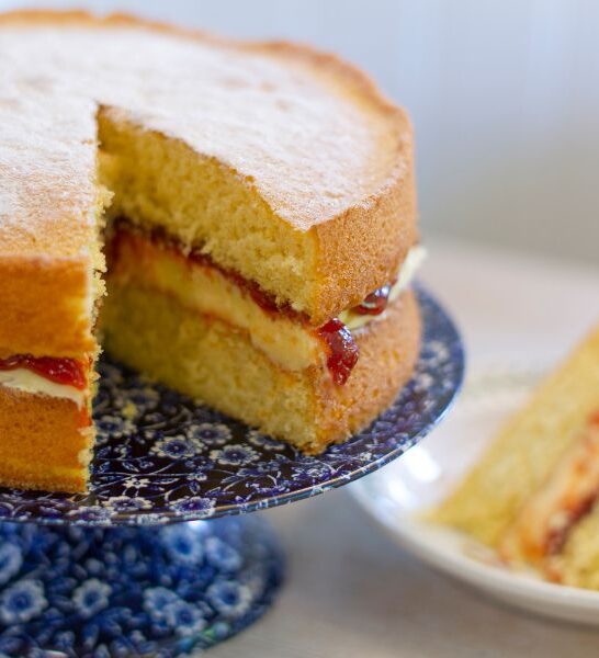 Victoria Sandwich Cake and Trifle