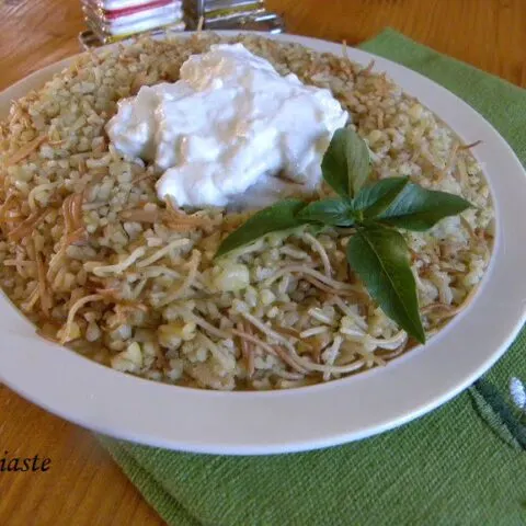 Pilafi Pourgouri Bulgur pilaf side dish image
