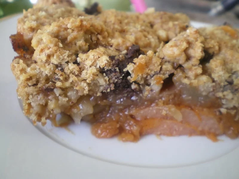 autumn fruit crumble image