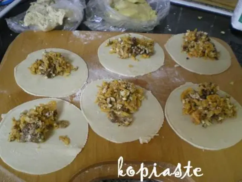 preparing preparing.kolokotes with figs image