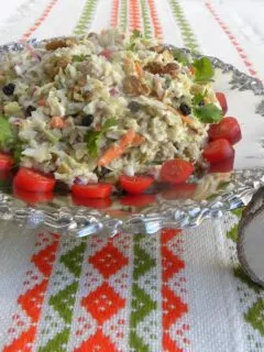 Lahanosalata with tomato, carrot and parsley image