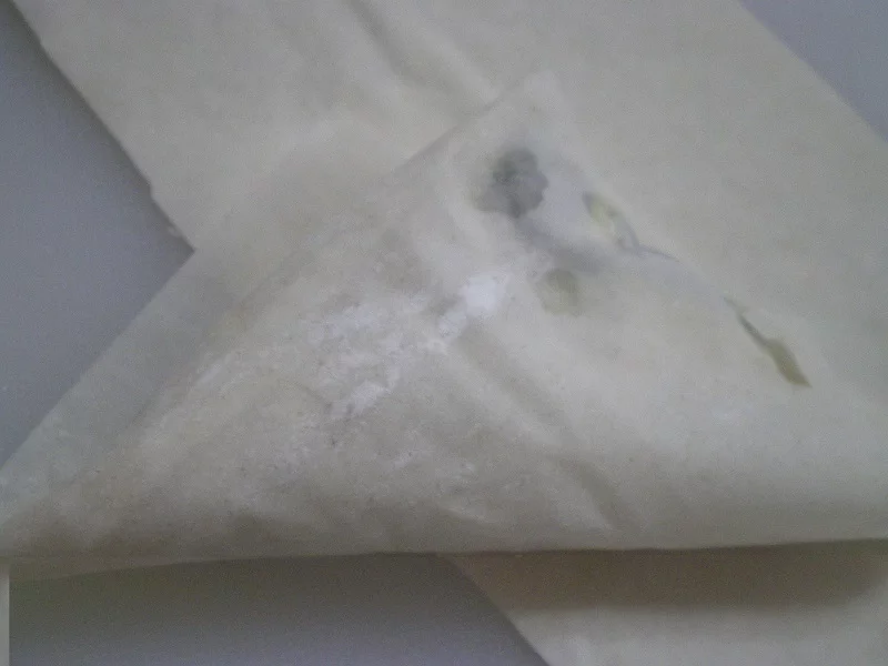 spanakopitakia folding 4 image