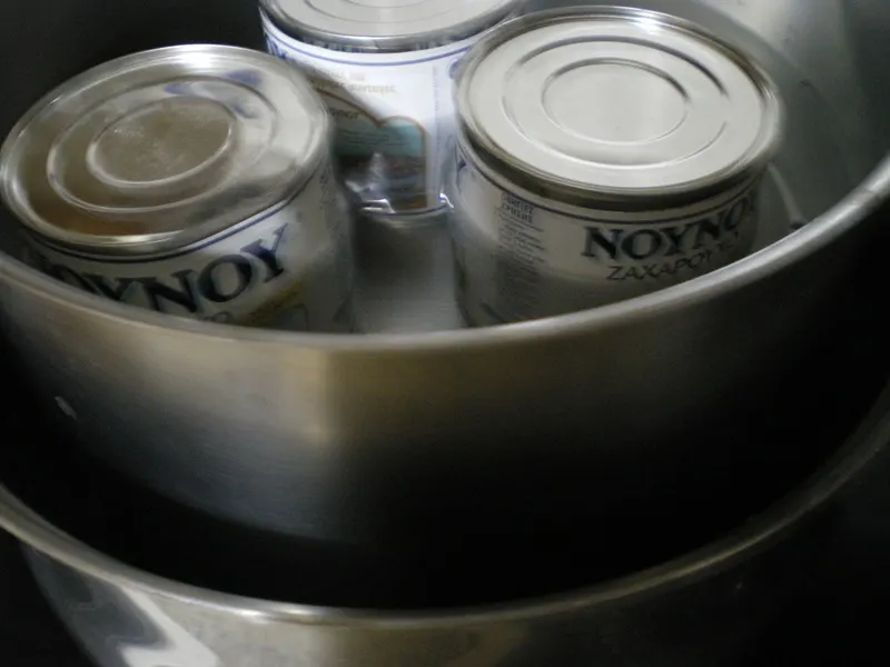 boiling5 Making dulce de leche image