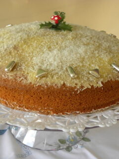 Lemon buttercream vassilopita image