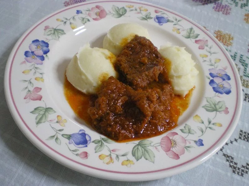 Moschari with mashed potatoes image