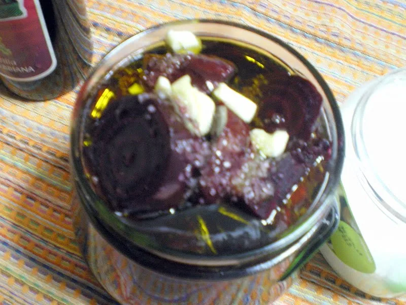 Preparing pickled beets image