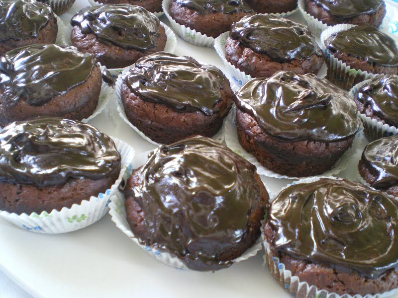 Vegan Chocolate Pomegranate Cupcakes