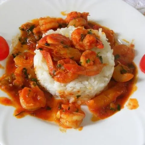 Garides saganaki image