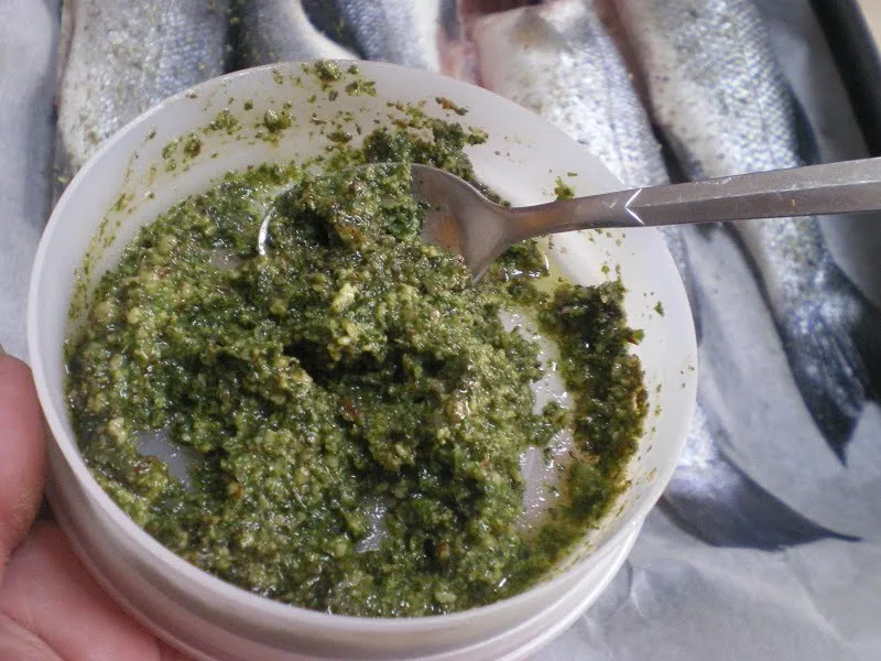 lavraki and pesto image