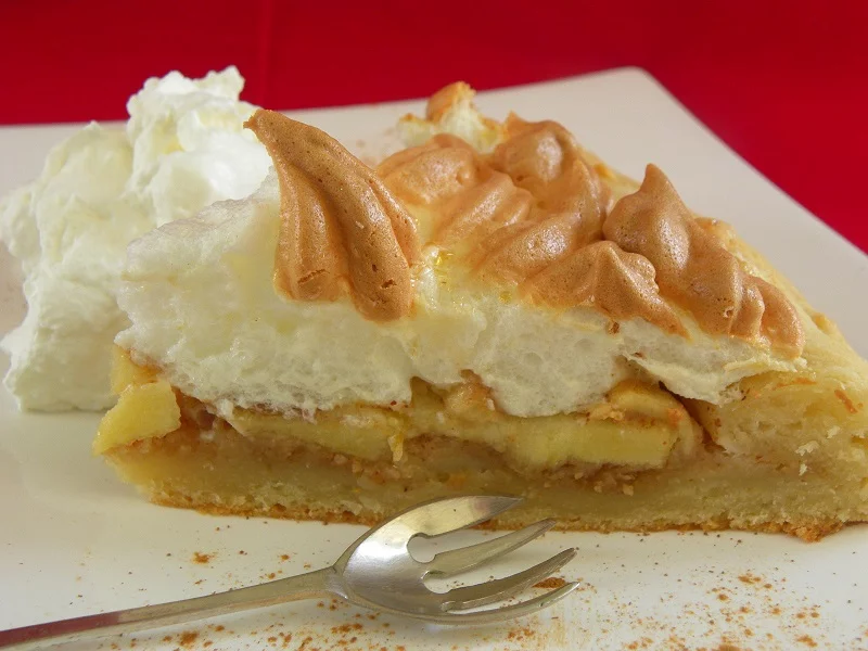 Apple meringue galette image