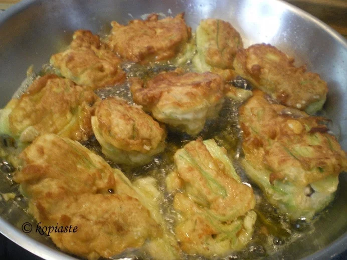 Frying stuffed zucchini