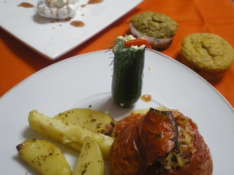 Gemista healthy three course meal image