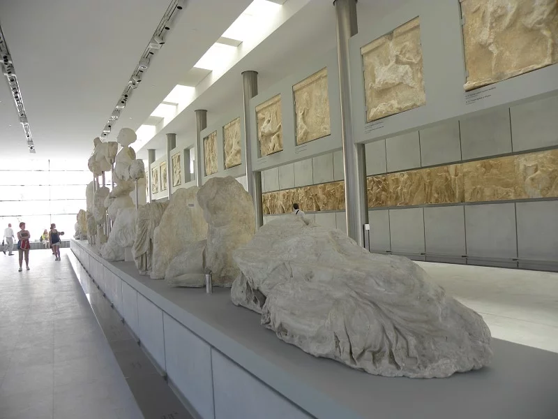 Metopes and friezes image