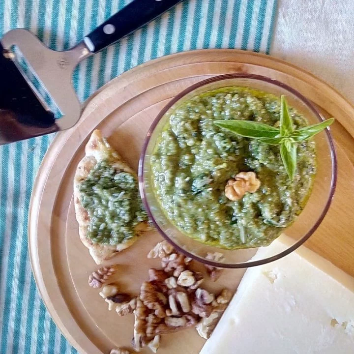 Mint pesto image