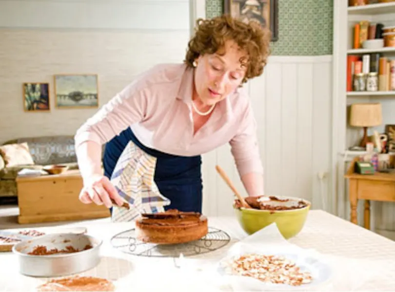 meryl-streep-in-julie-ju-001 Meryl Streep impersonating Julia Child image