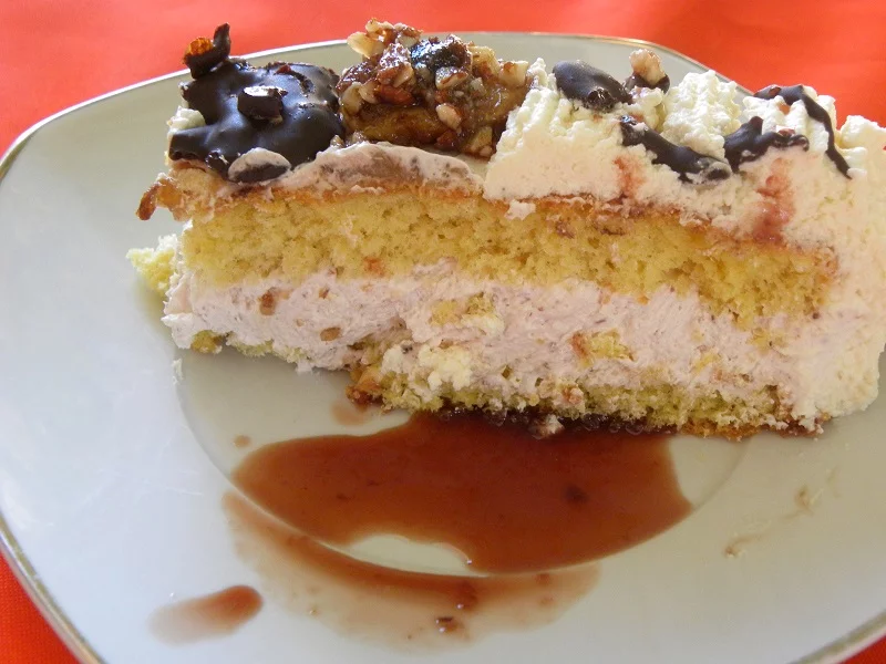 Spicy White chocolate cake cut image