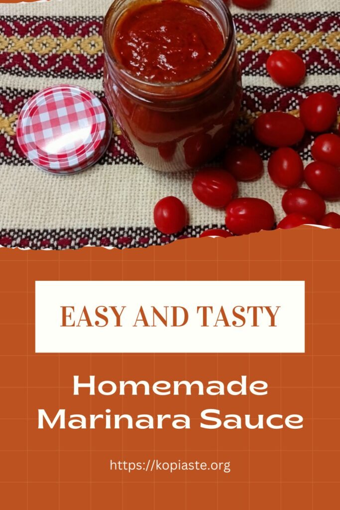Collage Easy and Tasty Homemade Marinara Sauce image