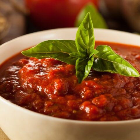 Homemade marinara sauce image