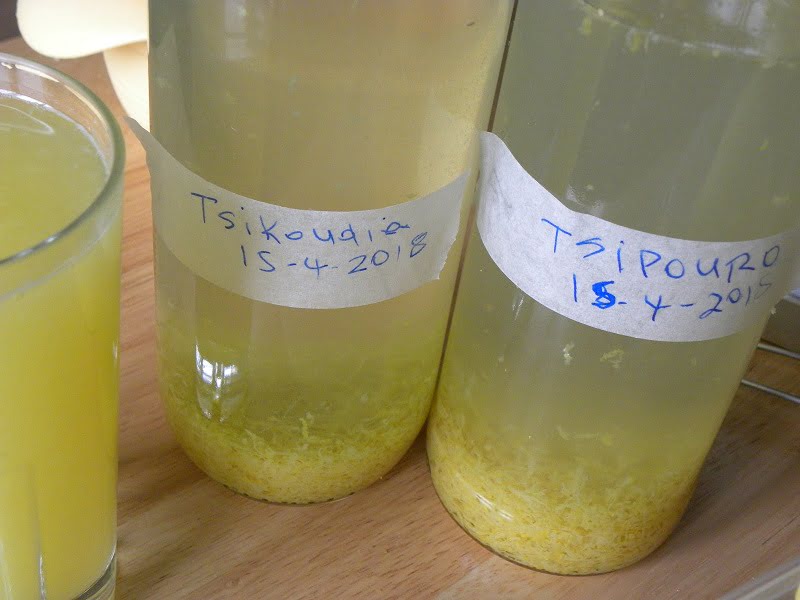 Making limoncello image