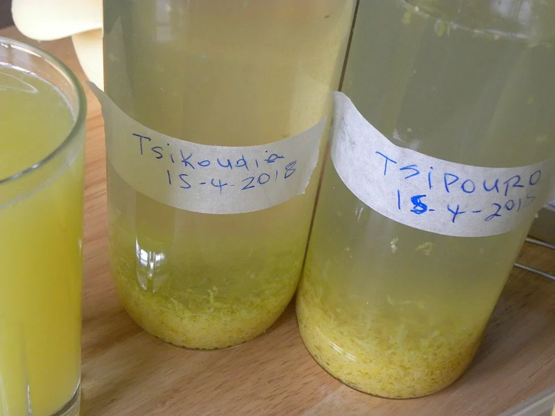 Making limoncello image