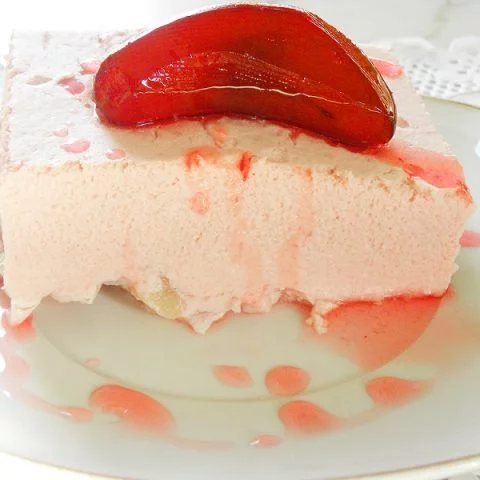 Pomegranate and yoghurt Mousse image