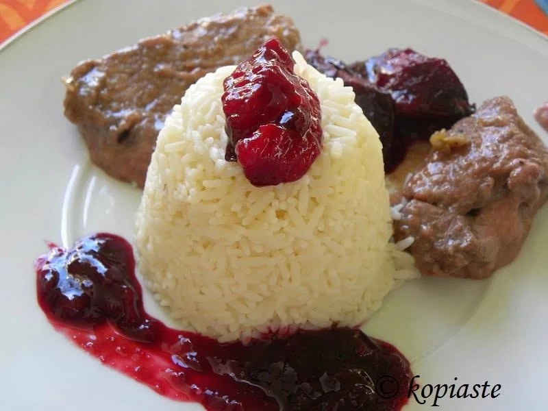 pork braised with plums image