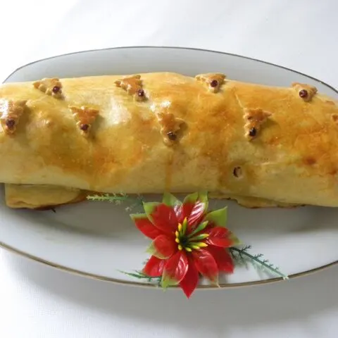 Turkey Pie Roulade image