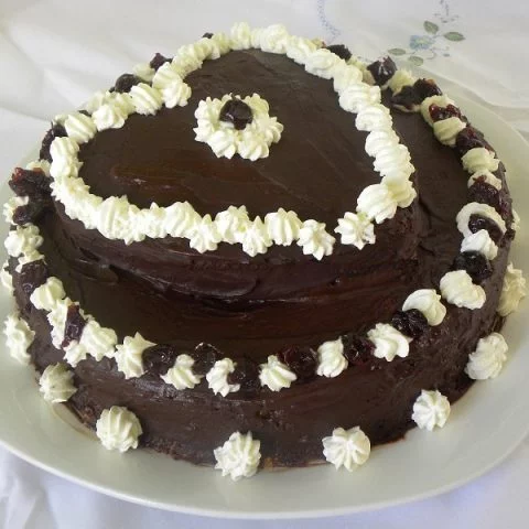 Chocolate Valentines Cake image