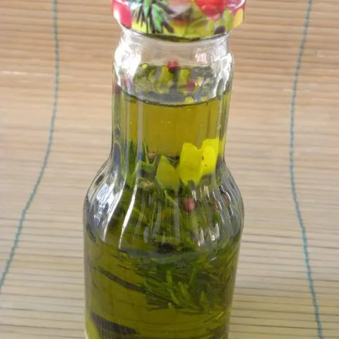 Aromatic Olive Oil image