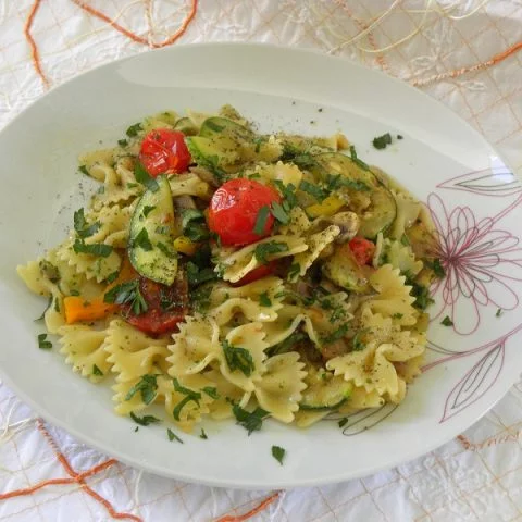 Pasta Hot Vegetable Salad image